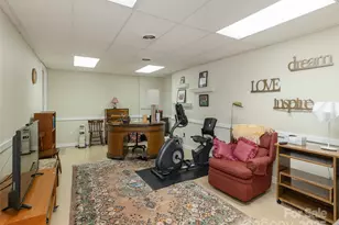 30 Hillcreek Dr, Asheville, NC 28804 - Photo 28