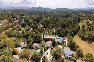 30 Hillcreek Dr, Asheville, NC 28804 - Photo 36