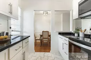 431 Wakefield Dr, Charlotte, NC 28209 - Photo 10