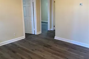 3100 Zircon St, Charlotte, NC 28205 - Photo 2