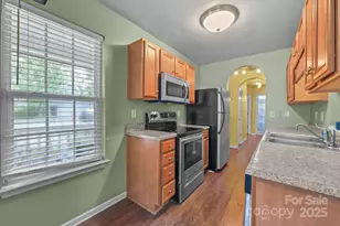 6623 Nevin Glen Dr, Charlotte, NC 28269 - Photo 8