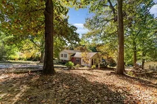 2300 Oakstone Cir, Gastonia, NC 28052 - Photo 2