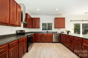 9213 Seamill Rd, Charlotte, NC 28278 - Photo 14