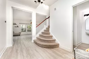 9213 Seamill Rd, Charlotte, NC 28278 - Photo 4