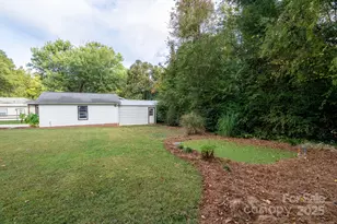 745 Carolyn Dr SE, Concord, NC 28025 - Photo 38