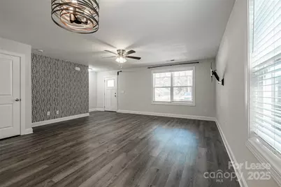 1209 Gaston Avenue, Gastonia, NC 28052 - Photo 6