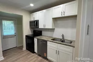 19612 Oak St, Cornelius, NC 28031 - Photo 4