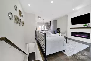 2844 Youngblood St, Charlotte, NC 28203 - Photo 4