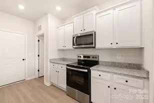 3529 Saddlebred Dr, Gastonia, NC 28052 - Photo 8