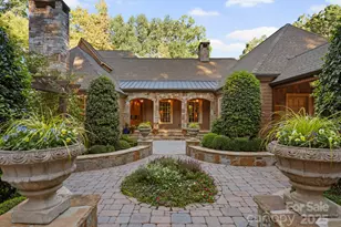 2357 Rock Creek Dr, Charlotte, NC 28226 - Photo 2