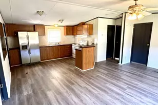 612 Stewart Ct, Statesville, NC 28677 - Photo 2