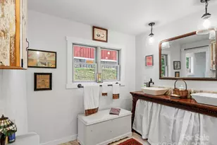 407 Terrell Dr, Bakersville, NC 28705 - Photo 18