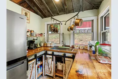 407 Terrell Drive, Bakersville, NC 28705 - Photo 16