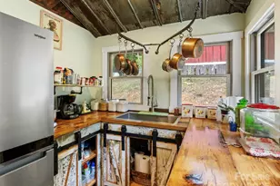 407 Terrell Dr, Bakersville, NC 28705 - Photo 16