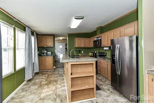 1565 Foxbrook Cir, Lancaster, SC 29720 - Photo 12