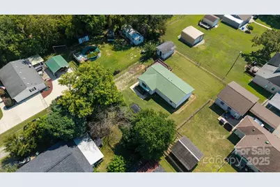 408 E Catawba Avenue, Mount Holly, NC 28120 - Photo 32