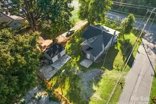 1306 S Main St, Mount Holly, NC 28120 - Photo 16