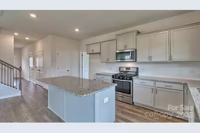 132 Queen Valley Way, Waynesville, NC 28786 - Photo 4