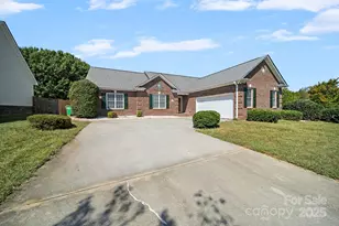209 Lagoda Dr, Locust, NC 28097 - Photo 2