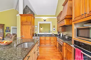 1992 Green Creek Rd, Bakersville, NC 28705 - Photo 10