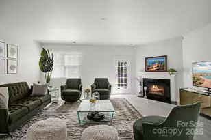 5033 Mockernut Ln, Fort Mill, SC 29707 - Photo 2