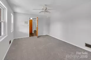 128 Greenview Dr, Kannapolis, NC 28081 - Photo 8