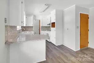 128 Greenview Dr, Kannapolis, NC 28081 - Photo 10