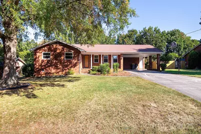 128 Greenview Drive, Kannapolis, NC 28081 - Photo 1