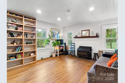 27 Barkn Cove, Canton, NC 28716 - Photo 14