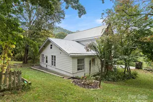 27 Barkn Cv, Canton, NC 28716 - Photo 24