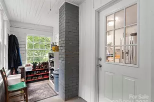 27 Barkn Cv, Canton, NC 28716 - Photo 4