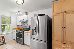 27 Barkn Cv, Canton, NC 28716 - Photo 10