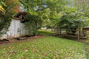 27 Barkn Cv, Canton, NC 28716 - Photo 28