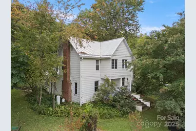 27 Barkn Cove, Canton, NC 28716 - Photo 1