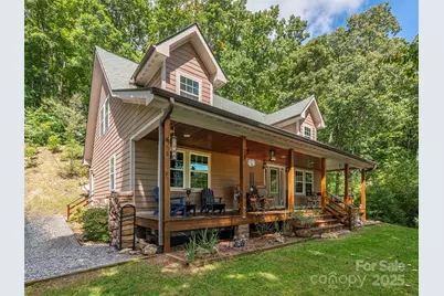 27 Little Roundtop Road, Clyde, NC 28721 - Photo 1