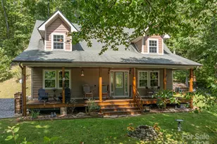 27 Little Roundtop Rd, Clyde, NC 28721 - Photo 2