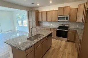 3136 Elaine Ave, Charlotte, NC 28269 - Photo 4