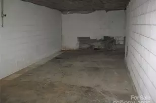 214 Palmer St, Lenoir, NC 28645 - Photo 12