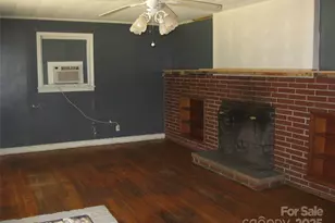 214 Palmer St, Lenoir, NC 28645 - Photo 6