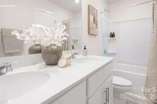 11313 Cardinal Crk Ave, Charlotte, NC 28215 - Photo 32