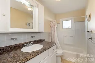 22 Madrid Ln, Hendersonville, NC 28792 - Photo 10