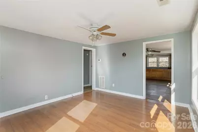22 Madrid Lane, Hendersonville, NC 28792 - Photo 18