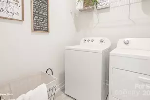 11321 Cardinal Crk Ave, Charlotte, NC 28215 - Photo 26