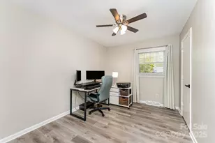 743 Pineborough Rd, Charlotte, NC 28212 - Photo 12