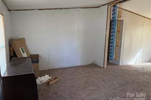 181 Jeter St, Chester, SC 29706 - Photo 2