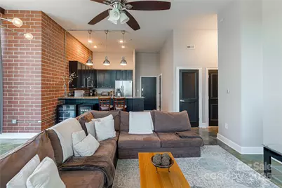 710 W Trade Street #701, Charlotte, NC 28202 - Photo 4