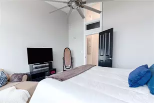 710 W Trade St, Charlotte, NC 28202 - Photo 16