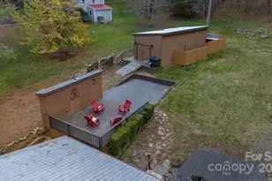 949/951 Watauga River Rd, Sugar Grove, NC 28679 - Photo 32