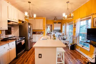 304 Golden Aster Rd, Swannanoa, NC 28778 - Photo 2