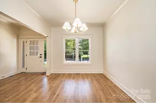 2115 6th St NW, Hickory, NC 28601 - Photo 4